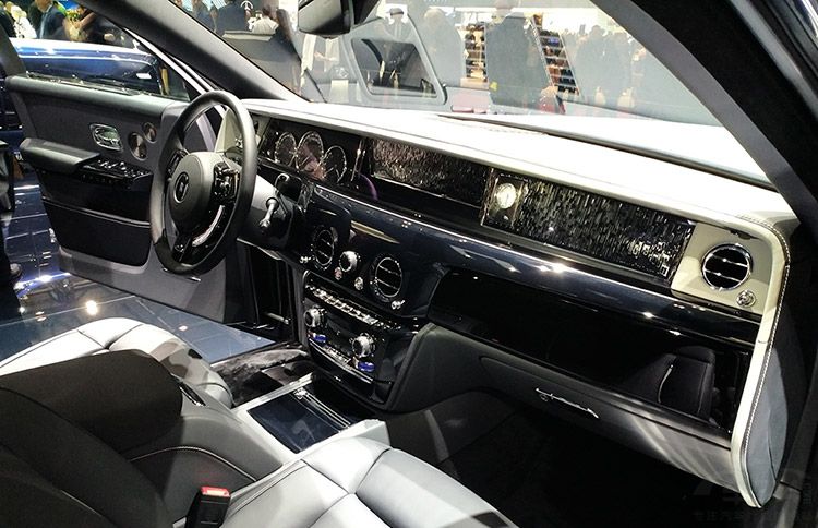 过亿天价车现身日内瓦车展 刷新人们三观