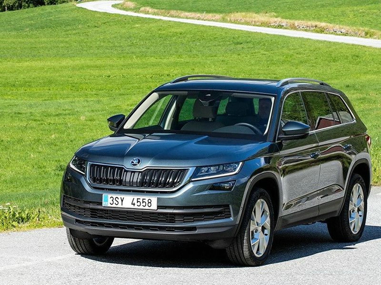 ��ֵ������ĶԾ���̽���߶Աȿµ��ǿ� 