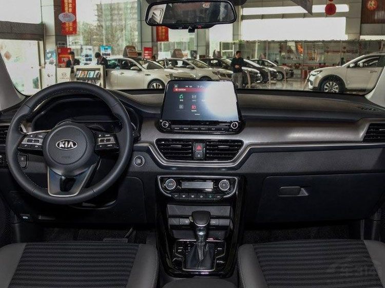 1534404483628565.jpg 同样是11.99万起 你是买ix35还是买智跑?