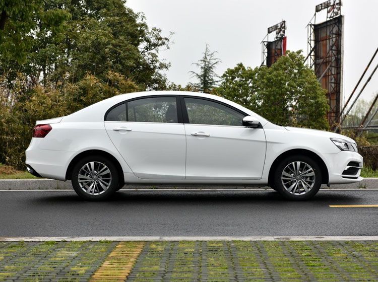 1535612744847726.jpg 长安逸动PK吉利帝豪 结果出乎所有人意料