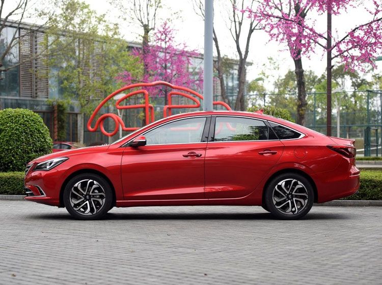 1535612759893899.jpg 长安逸动PK吉利帝豪 结果出乎所有人意料