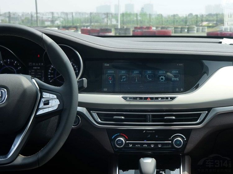 1535612870122248.jpg 长安逸动PK吉利帝豪 结果出乎所有人意料