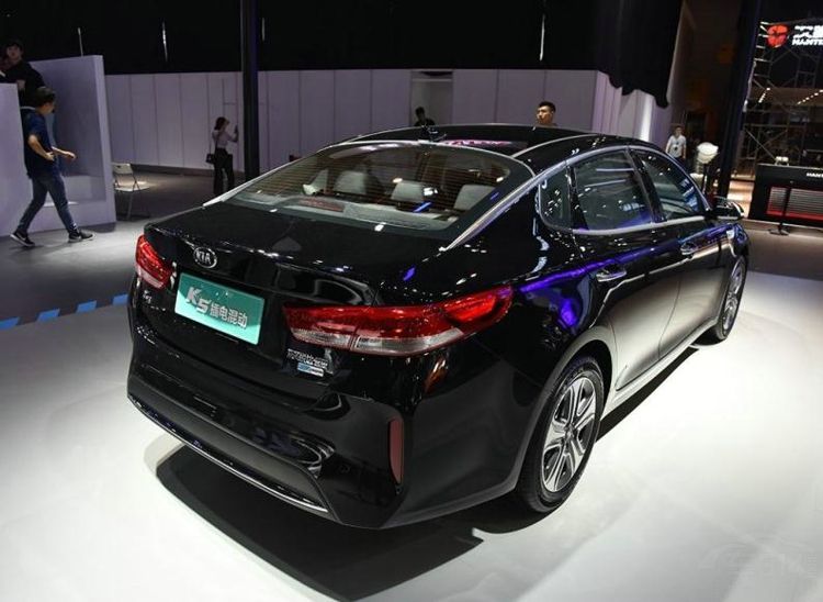 2018�ɶ���չ�����ռ������е�����³�