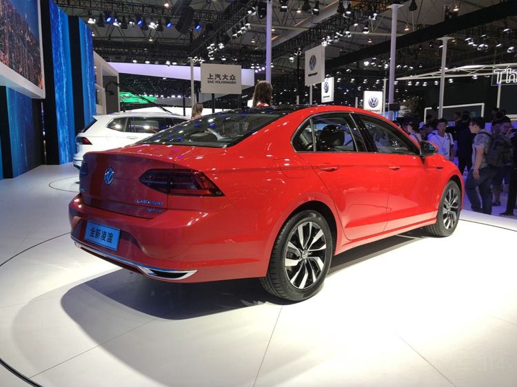 2018�ɶ���չ�����ռ������е�����³�