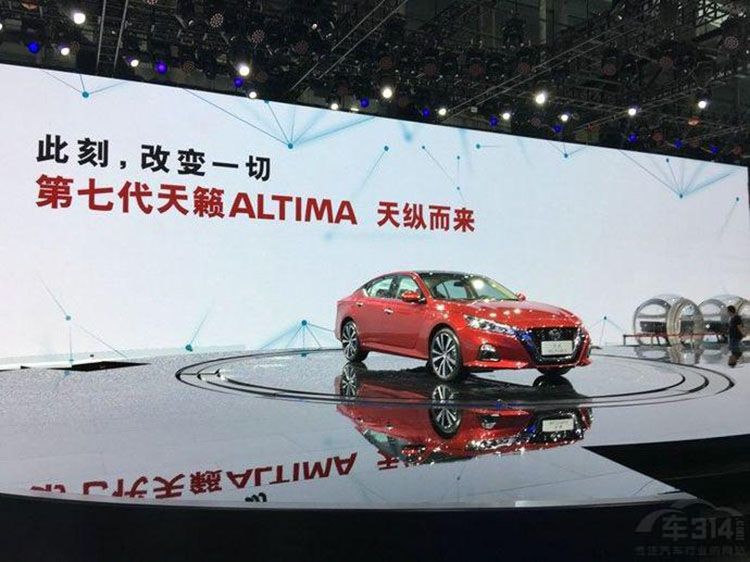 ���ݳ�չ��ֵ�ÿ����³� ��һ�����Ǻ���