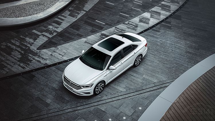 或将15万起,全新速腾与丐版迈腾你买谁 或将15万起,全新速腾与丐版迈腾你买谁