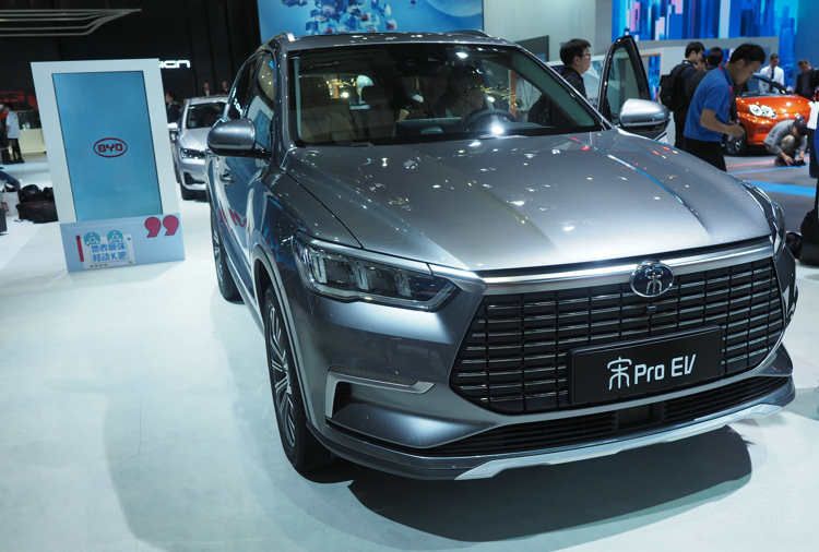 �Ϻ���չ�ع�