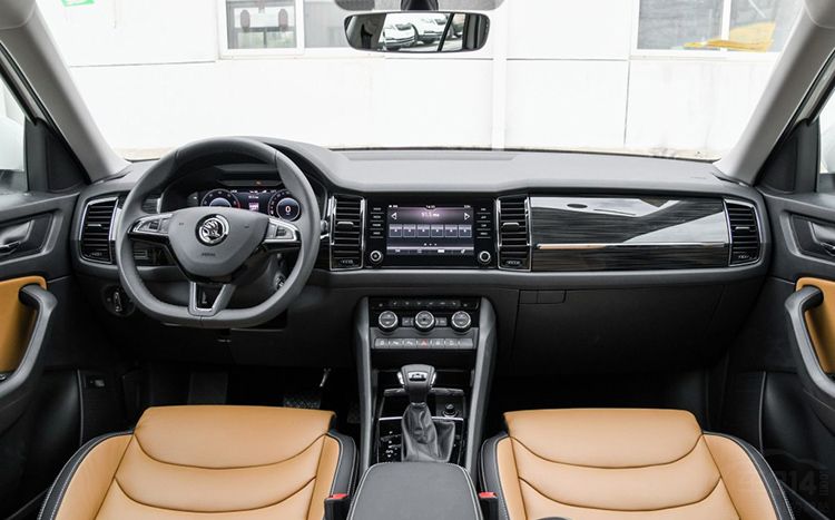 20���ͷ������Ŀ�SUV