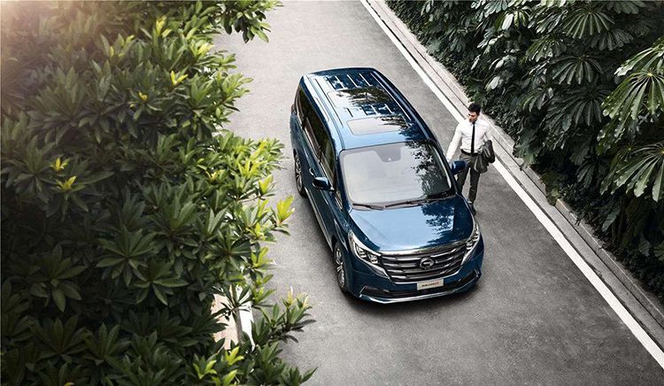 �µ����춯�봫��GM8˭���ʺ�����Լ����