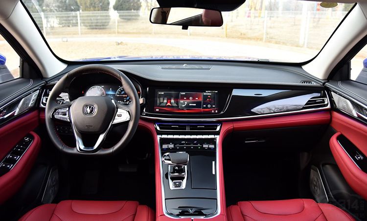 ���������Ǻͼ�������������Ʒ�ƽ���SUV