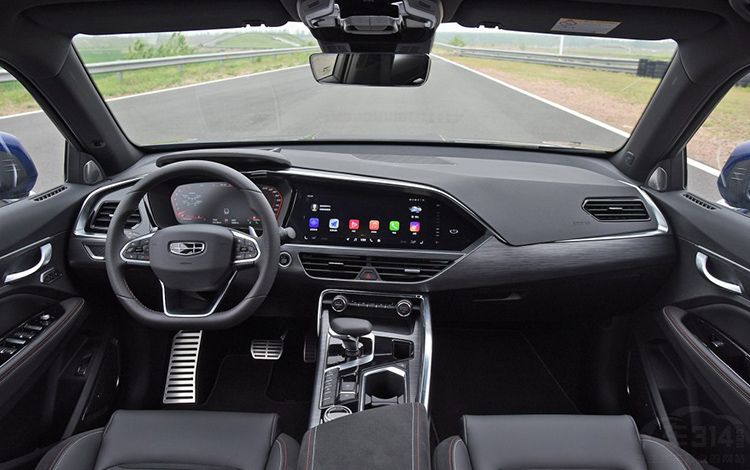 ���������Ǻͼ�������������Ʒ�ƽ���SUV