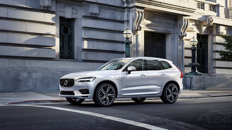 ��40��Ԫ ���Ŀ����SUV������ֵ����ģ�