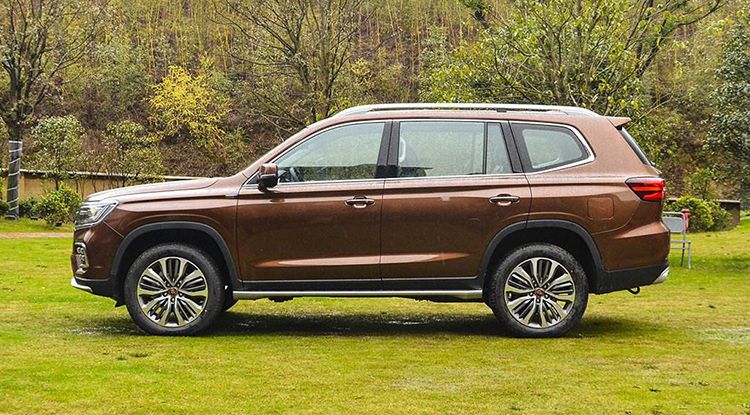 �����д���SUV֮����CS95��RX8��ѡ˭��