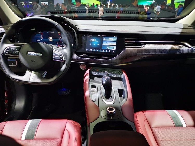 哈弗F7x极致运动版上市 细分市场上演三国杀 哈弗F7x极致运动版上市 细分市场上演三国杀