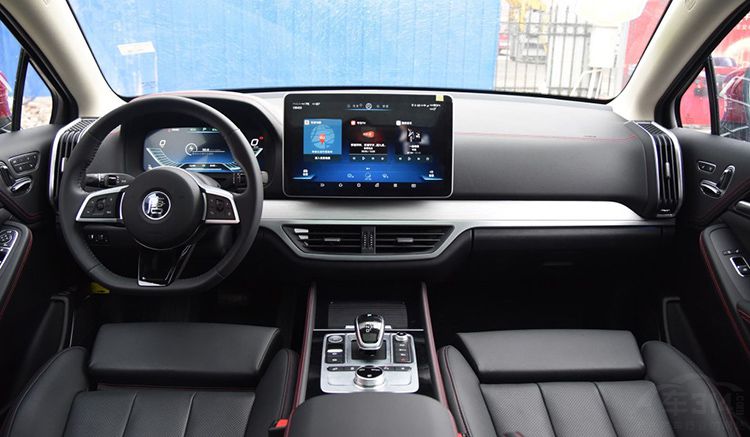 15万能买到的纯电动车,续航不输特斯拉! 15万能买到的纯电动车,续航不输特斯拉!