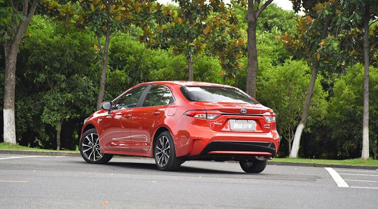 ȫ�����ݶԱ�ȫ�����裬��������˭��ǿ��