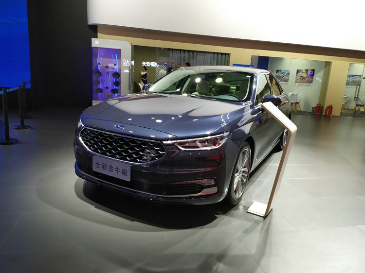 2019成都国际车展:实拍福特新款金牛座! 2019成都国际车展:实拍福特新款金牛座!