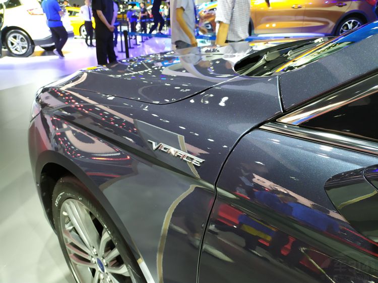 2019成都国际车展:实拍福特新款金牛座! 2019成都国际车展:实拍福特新款金牛座!