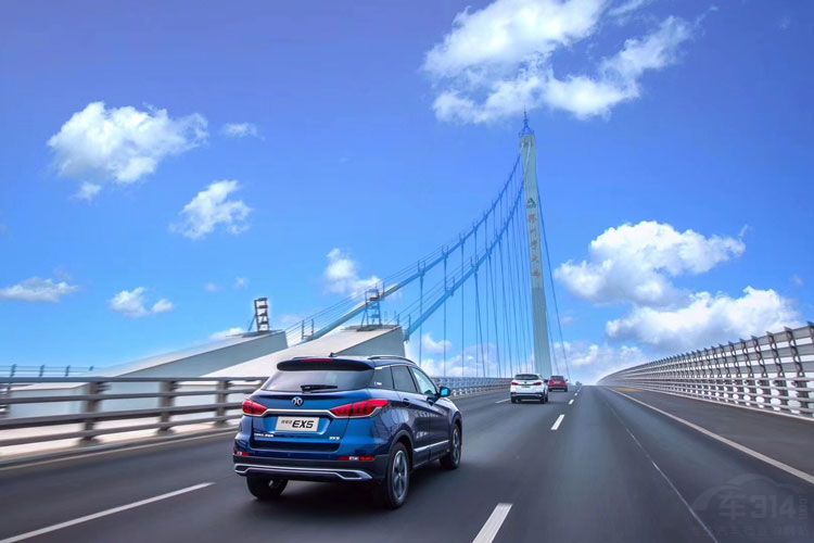 教师节,推荐一款最符合老师气质的纯电SUV 教师节,推荐一款最符合老师气质的纯电SUV