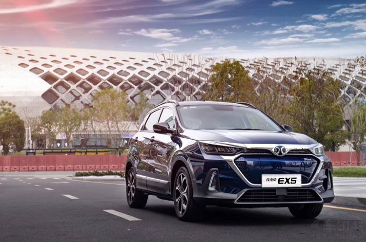 教师节,推荐一款最符合老师气质的纯电SUV 教师节,推荐一款最符合老师气质的纯电SUV