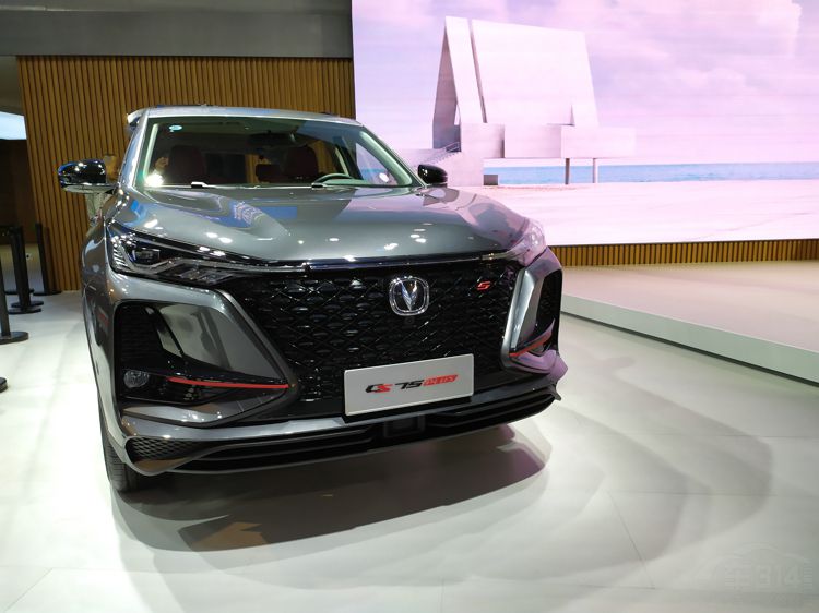 吉利博越PRO对比长安CS75PLUS 吉利博越PRO对比长安CS75PLUS