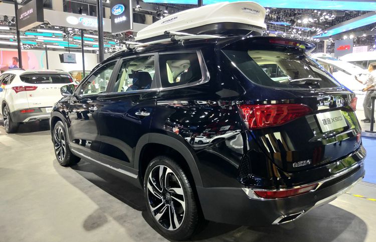 �¿��;X90�Ա��Լ���8��˭��ֵ����