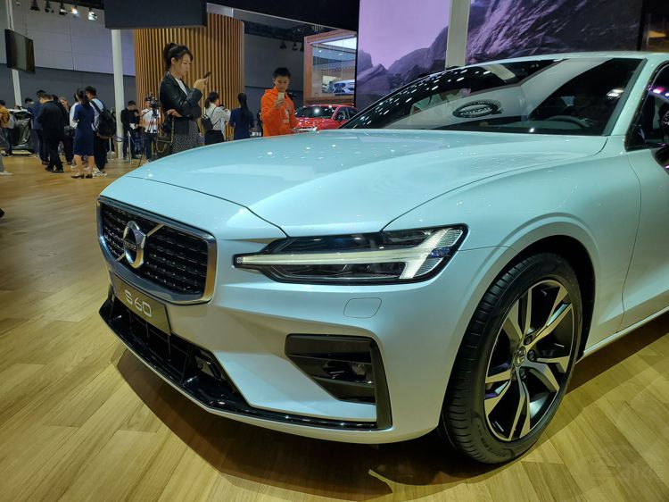 ȫ���ֶ���S60���¿�µ�A4L