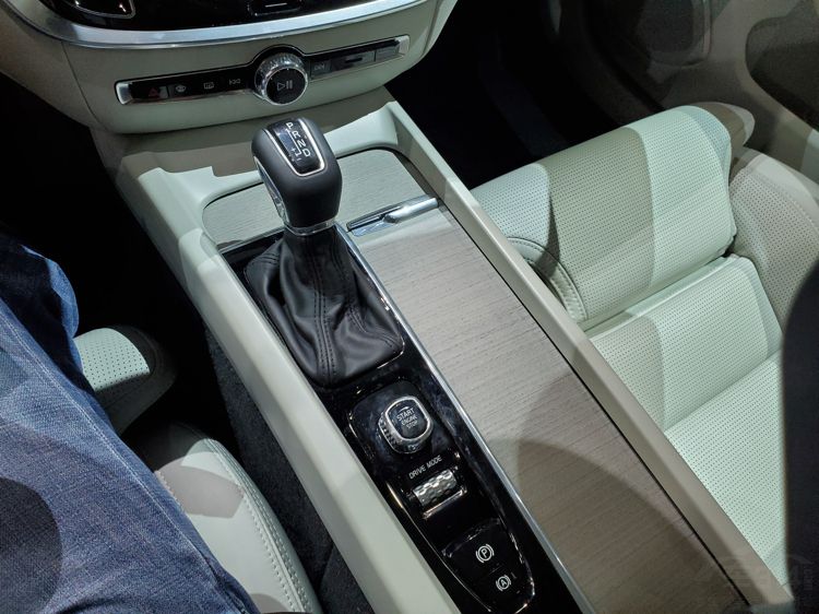 ȫ���ֶ���S60���¿�µ�A4L