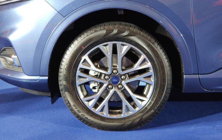 ������ʽ������У�ָ����18.98-21.88��