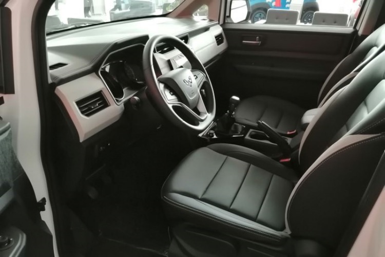 ������Plus