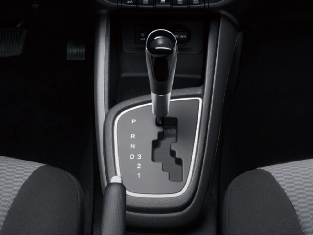 买菜接孩神器 这几款小型车顶配售价仅7万元 买菜接孩神器 这几款小型车顶配售价仅7万元