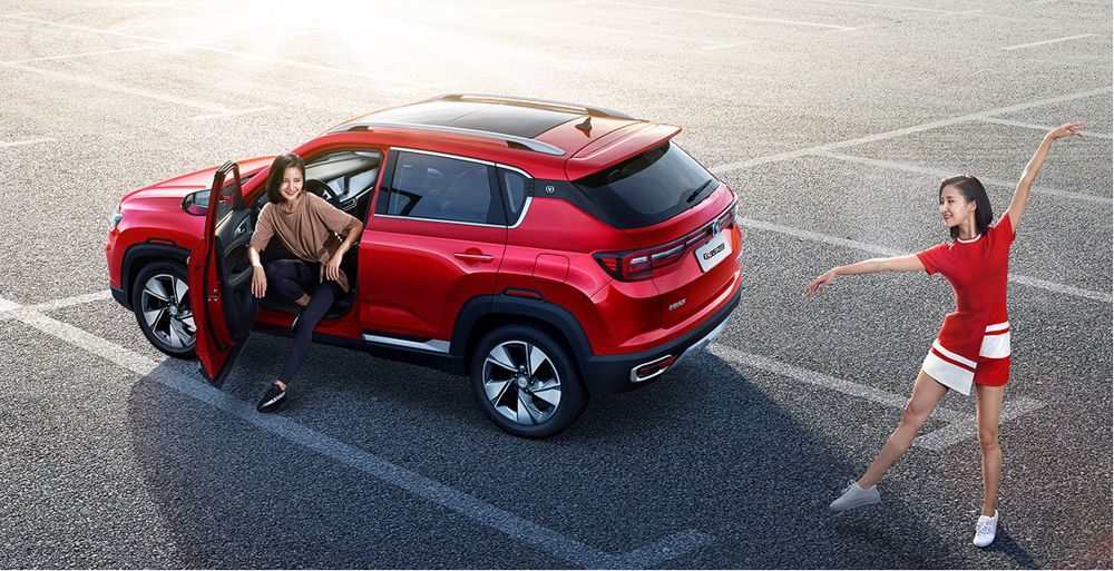 回村见你的那个小芳?看看这几款SUV就够 回村见你的那个小芳?看看这几款SUV就够