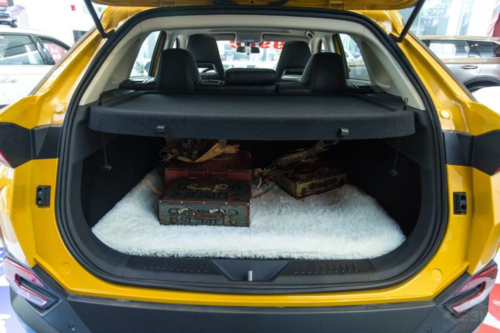 ��ĸ���������ڿռ�̫С �⼸��SUV�˽���