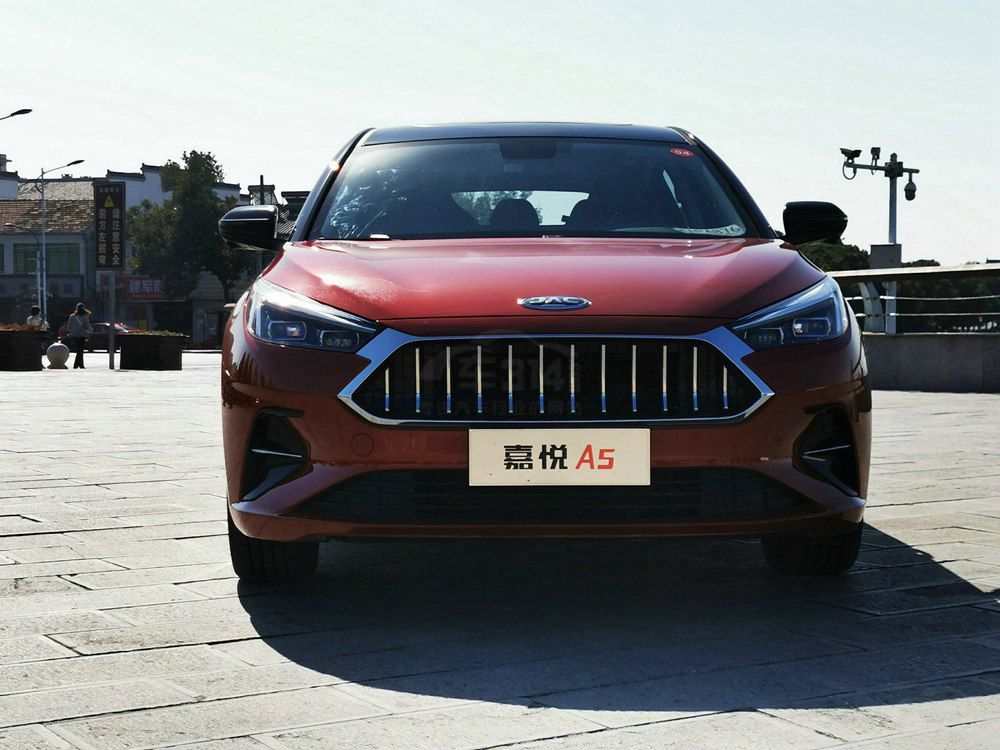 �⼸����10��Ԫ���ҵĹ����γ��˽���