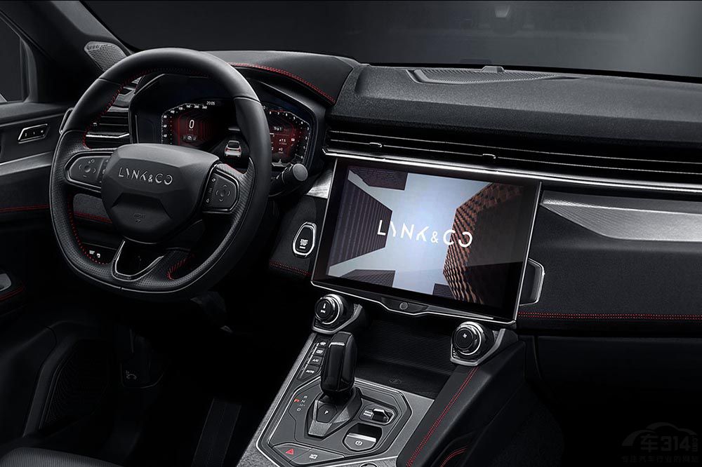 ����SUV��һ�߹�ʱ�̣�5��������SUV�̵�