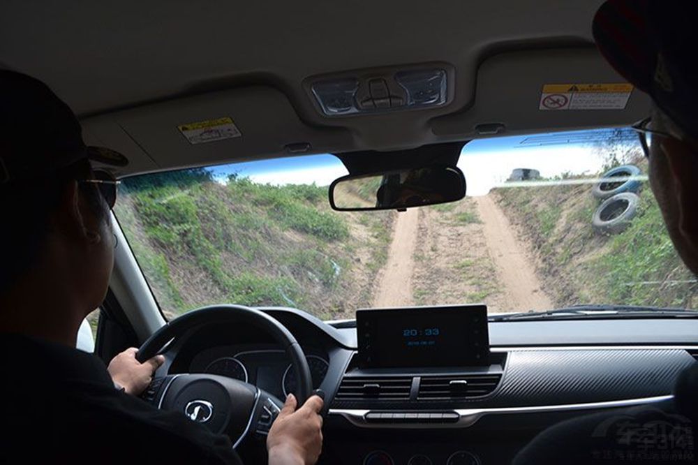 本是同根生,风骏7和长城炮谁更值得买 本是同根生,风骏7和长城炮谁更值得买