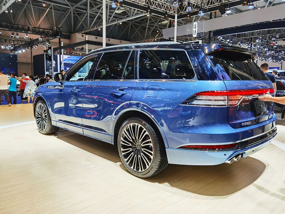 ����ȫ���д���SUV �ֿϷ��м��������쳵չ