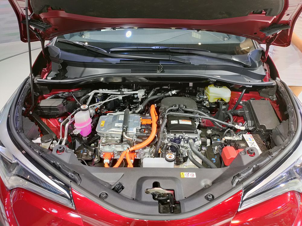 续航400km 丰田携奕泽E进擎亮相重庆车展 续航400km 丰田携奕泽E进擎亮相重庆车展