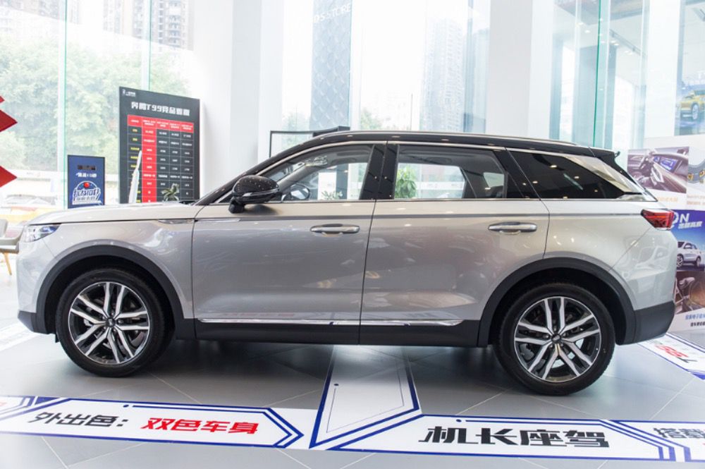 �̵����C-HR�ͱ���T99�˶������ôѡ