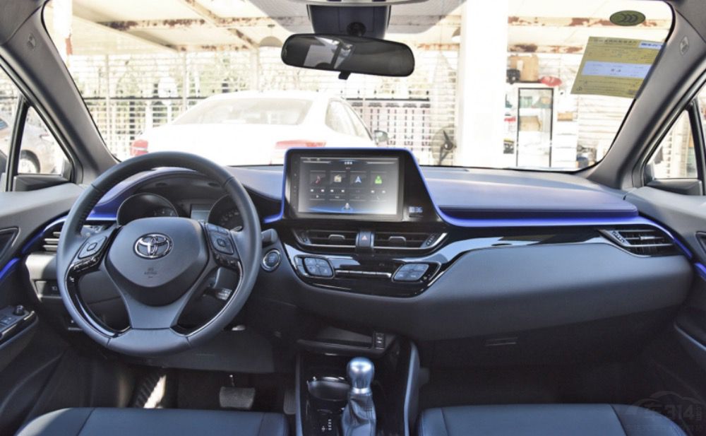 �̵����C-HR�ͱ���T99�˶������ôѡ