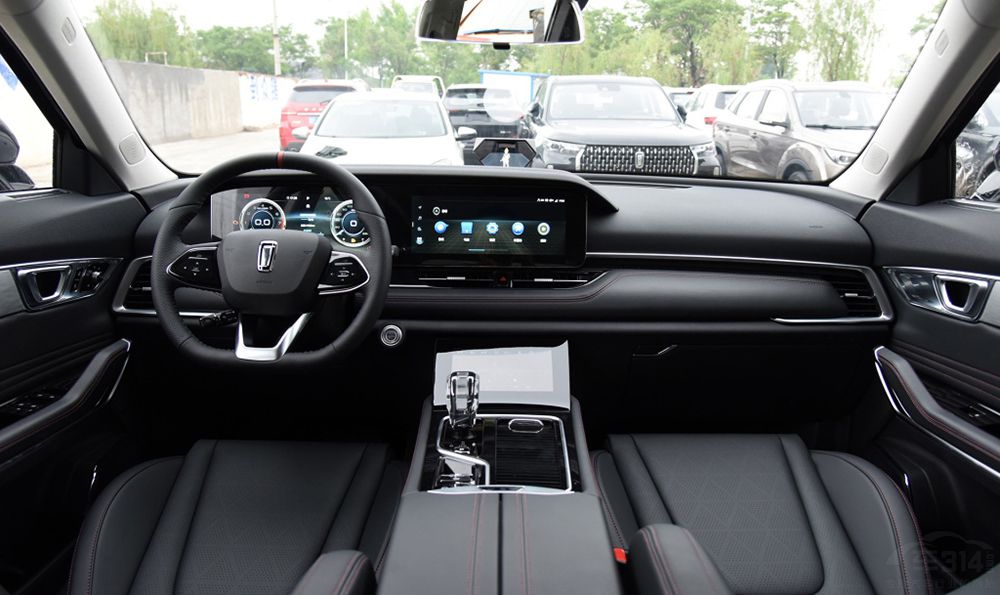 奔腾T99运动版:每个男人心中的钟情之车 奔腾T99运动版:每个男人心中的钟情之车