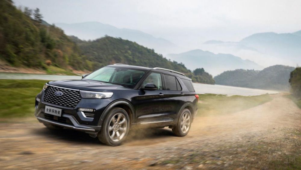 һ���̵��ϰ������µĺ���SUV���ѡ��