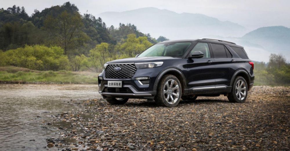 һ���̵��ϰ������µĺ���SUV���ѡ��