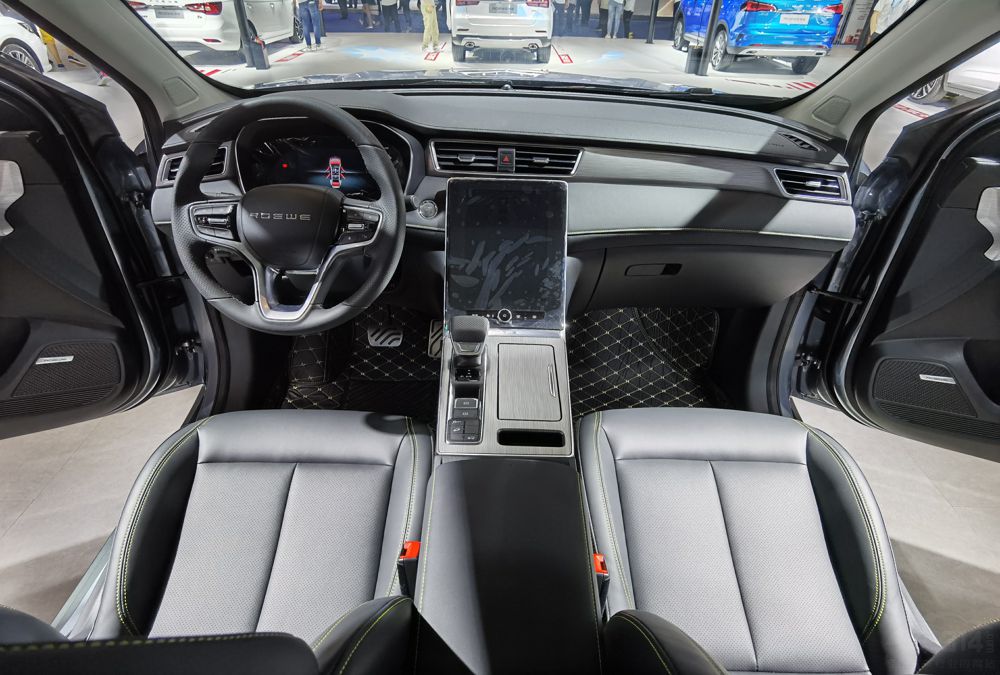 荣威RX5 PLUS对比奔腾T77 PRO,你选谁? 荣威RX5 PLUS对比奔腾T77 PRO,你选谁?