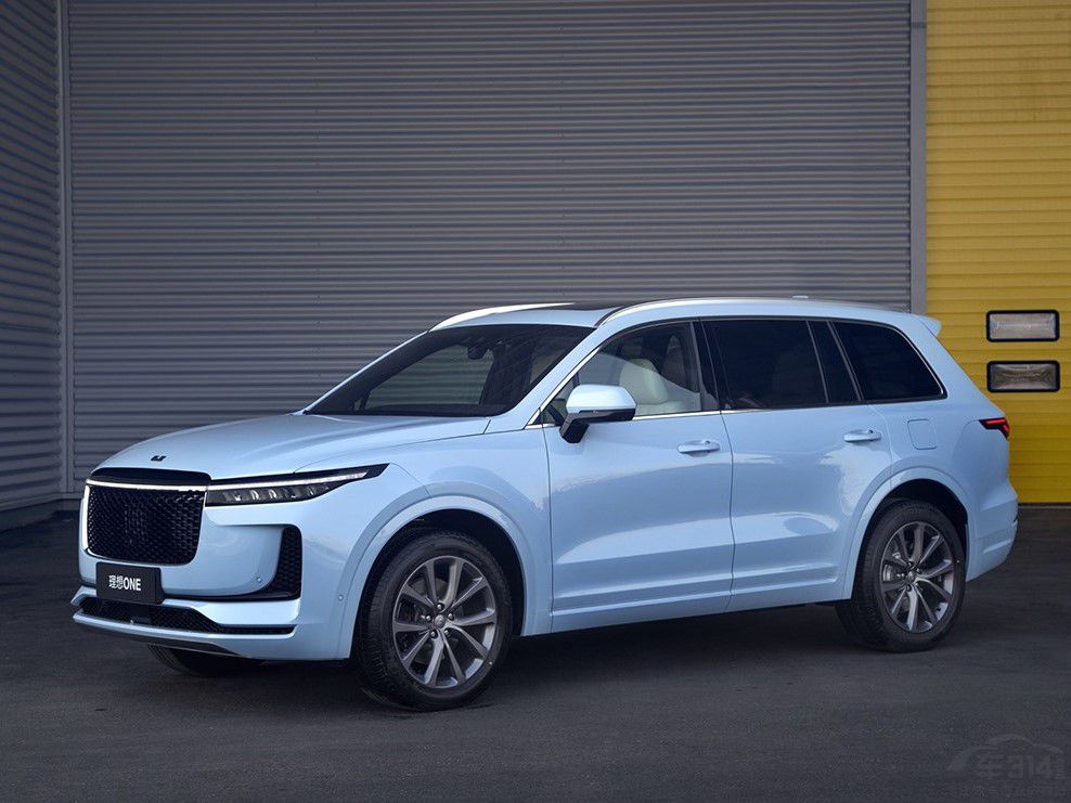 �ƽ��Լݼ���һ���̵��д���SUV��ôѡ��