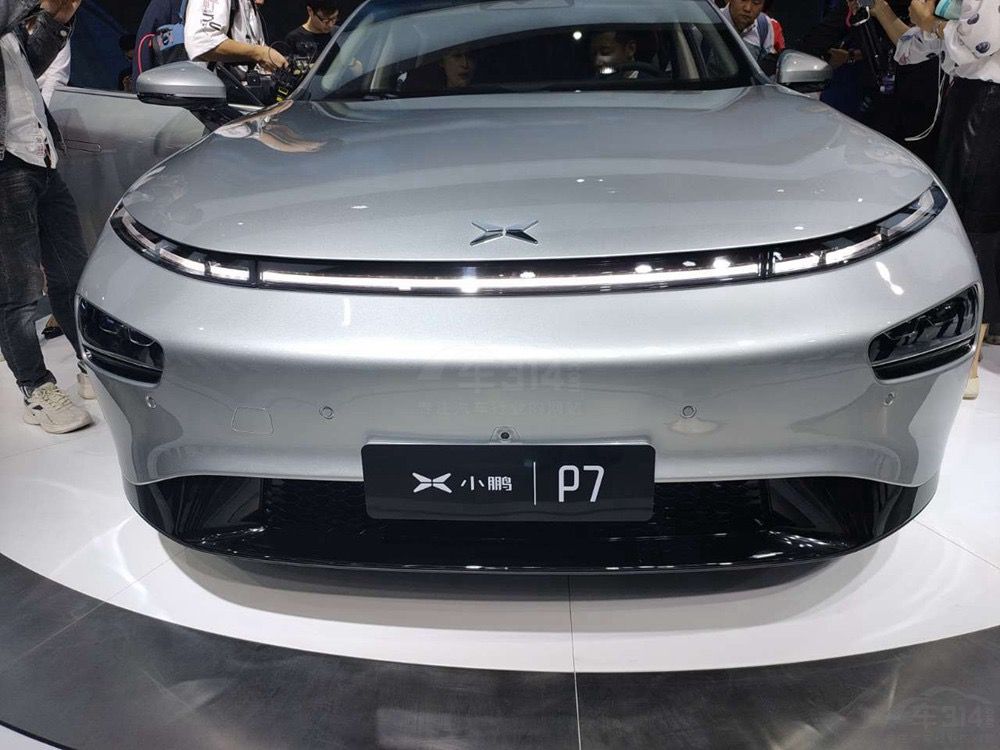 正面迎战特斯拉,P7和Model 正面迎战特斯拉,P7和Model