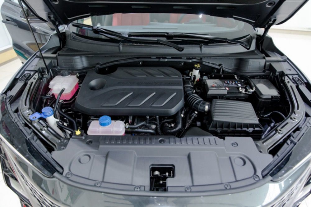 ����UNI-T�Աȷ���C-HR ˭��ʱ��Ȧ�³裿