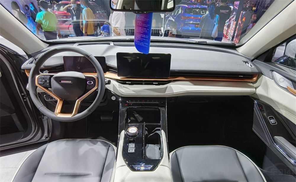 �ɶ���չ�ϵ�ʫ��Զ��