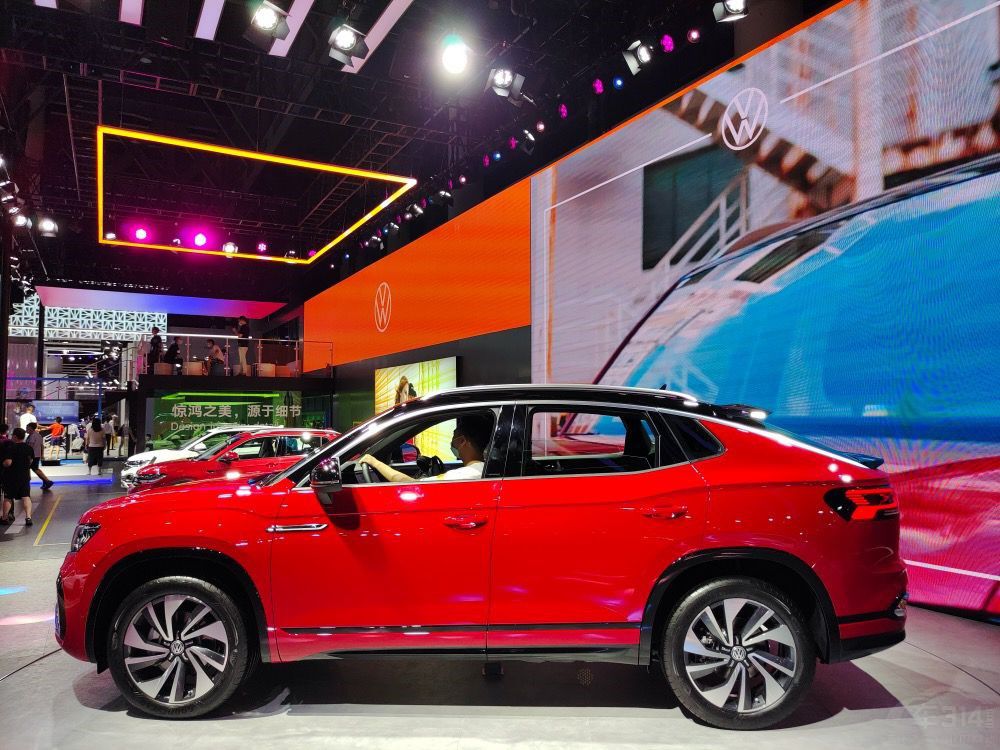 �ɶ���չ����ֵ����Ůɱ�֡���Ŀ�⡰����ʯ��