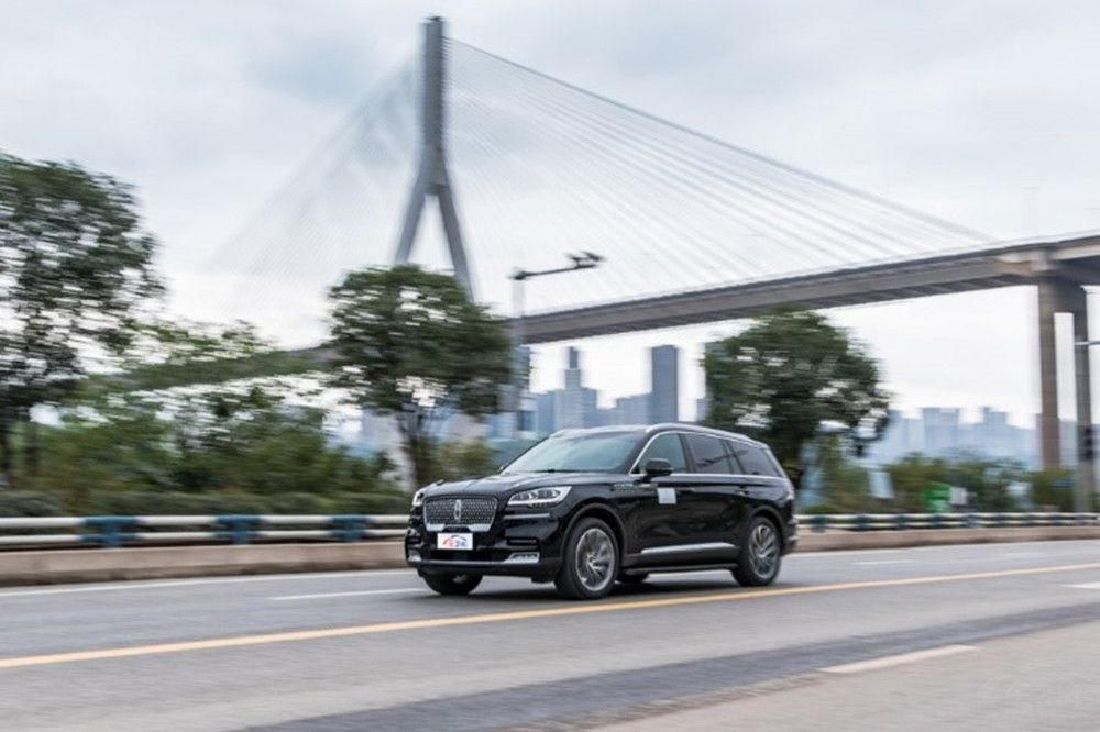 ������½������գ����м�Aviator�������